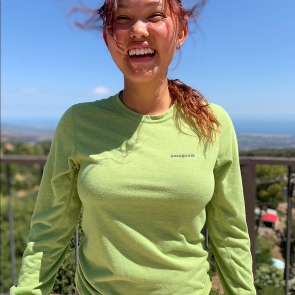 Hibiscus Patagonia Long Sleeve - Picture 3 of 5